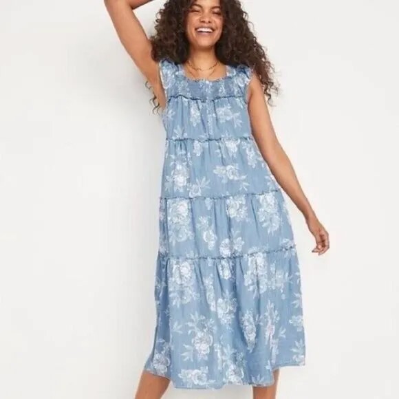 Многоярусное платье макси Old Navy Blue с цветочным принтом из шамбре, размер S