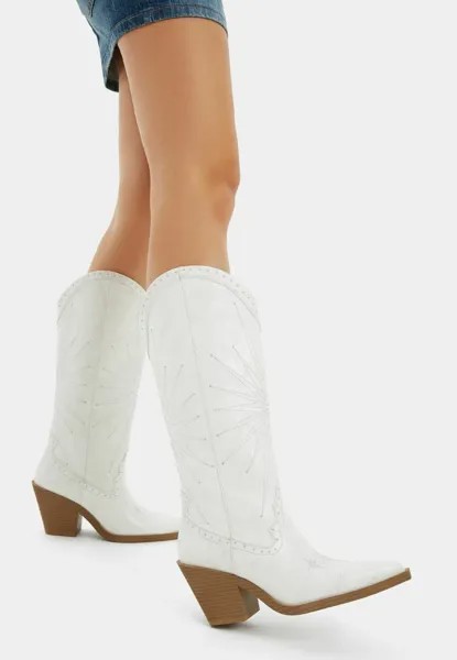 Техасские/байкерские ботинки Contrast Embroidered High Heel Bershka, белый
