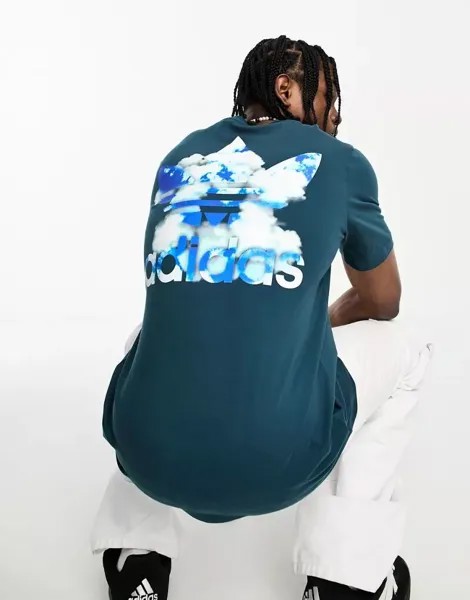 Темно-синяя футболка adidas Originals с графическим принтом в виде трилистника и облачным дизайном