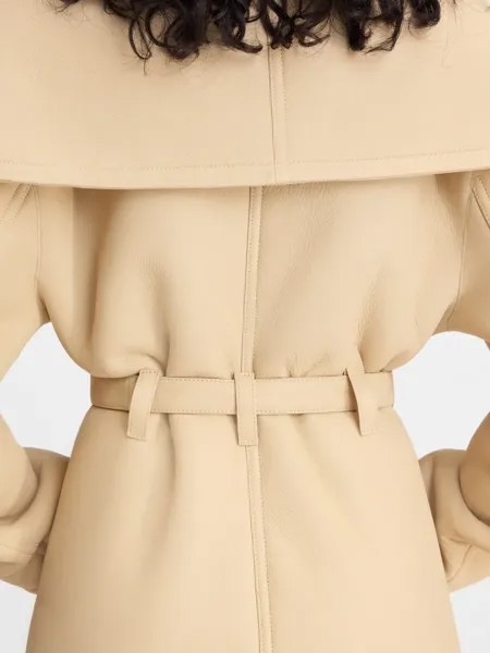 Длинное пальто из овчины Ле Манто Тело Jacquemus, бледно-желтый