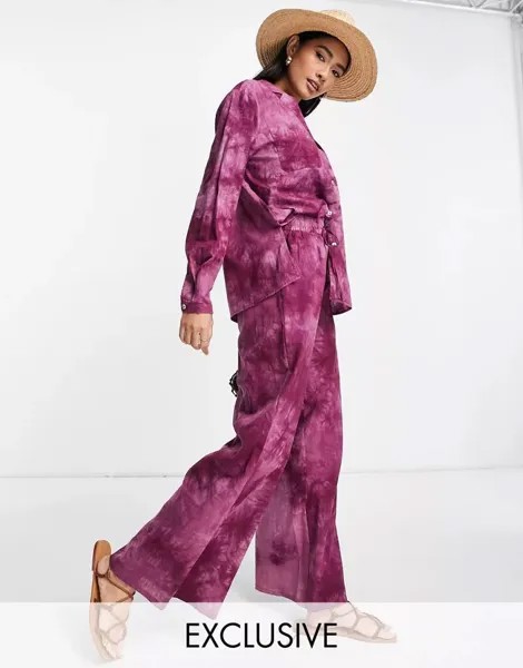 Эксклюзивные фиолетовые пляжные брюки с принтом тай-дай от Fashion Union