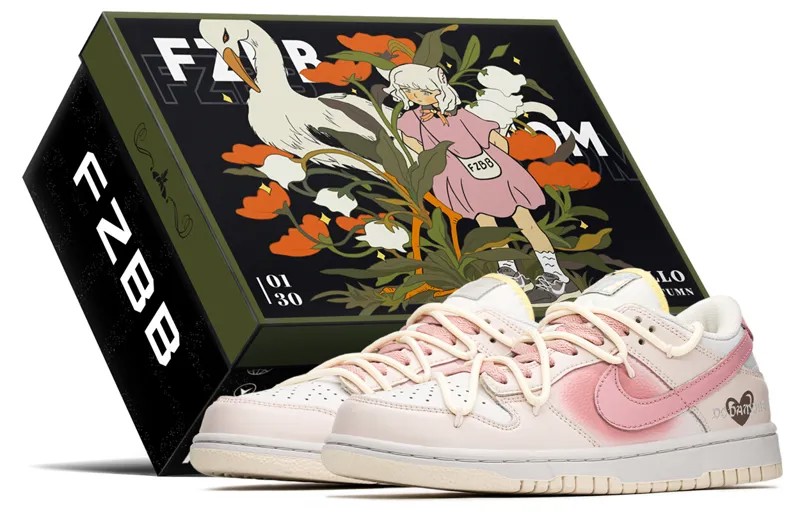 Кроссовки Nike Dunk Skateboarding Shoes Women's Low-top Beige/Pink, белый/фиолетовый