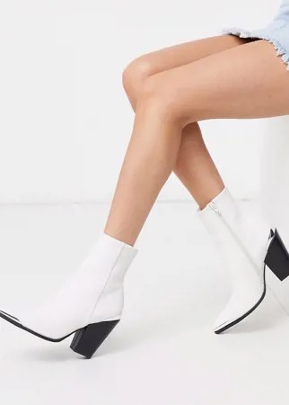 Белые полусапожки в ковбойском стиле Public Desire-Белый
