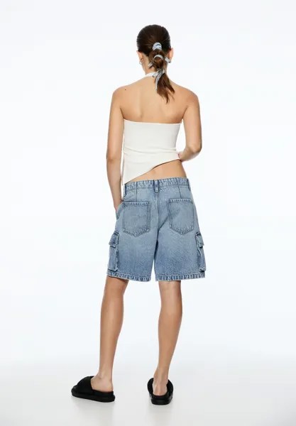 Джинсовые шорты CARGO BERMUDA PULL&BEAR, синий