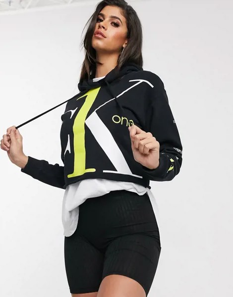 Черный короткий худи бойфренда с логотипом Calvin Klein Jeans CK1