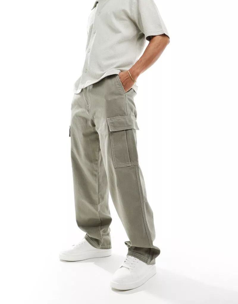 Широкие брюки карго цвета хаки с контрастной строчкой Pull&Bear