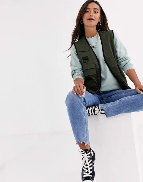 Жилет цвета хаки в стиле милитари ASOS DESIGN-Зеленый