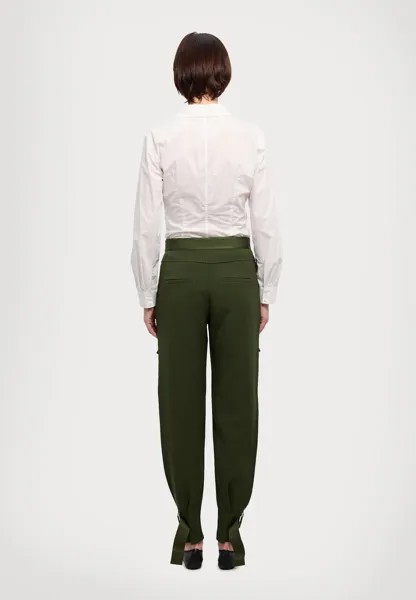 Брюки-карго SKUNK TROUSER Holzweiler, зеленый