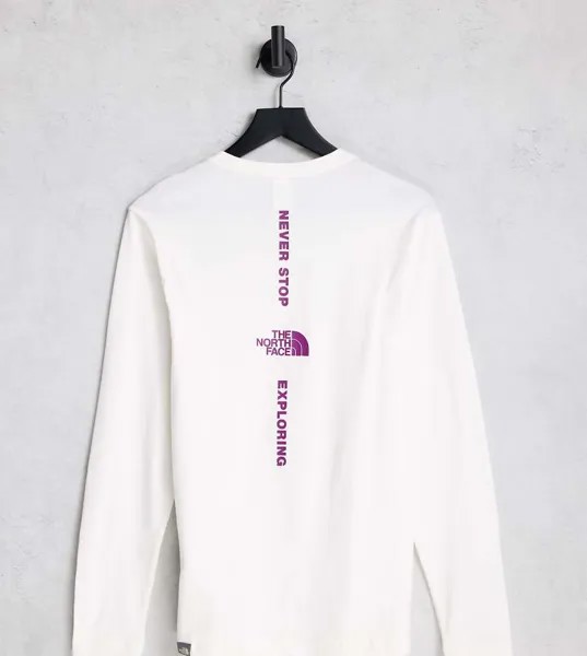 Белый лонгслив The North Face Vertical – эксклюзивно для ASOS