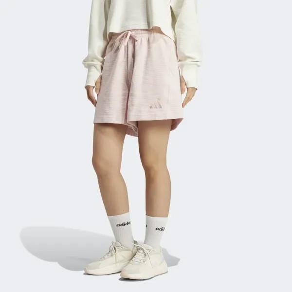 Спортивные шорты adidas 