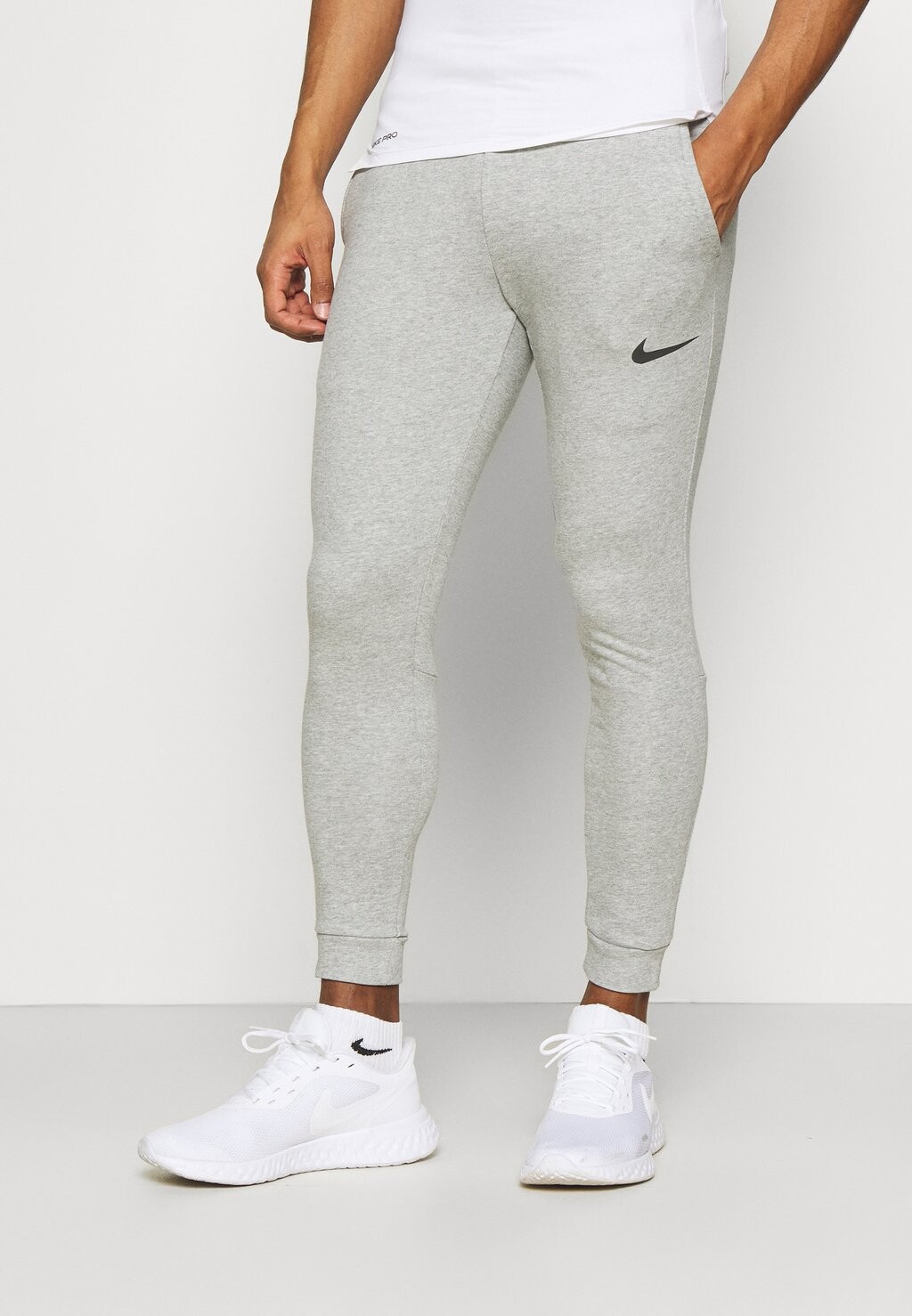 Спортивные брюки Nike M Df Flc Taper, темно-серый меланж / черный