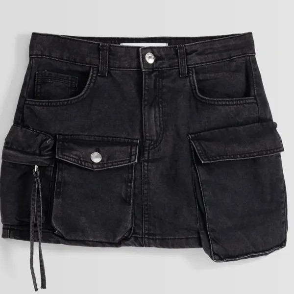 Юбка Bershka Multi-Pocket Twill Mini, черный