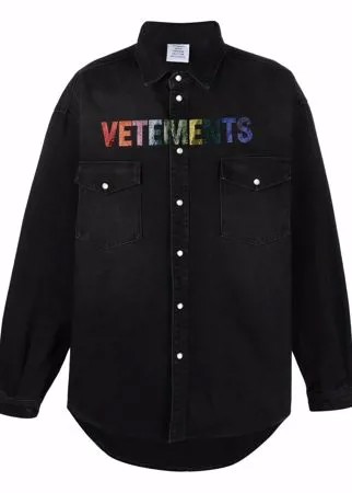 VETEMENTS джинсовая рубашка с логотипом