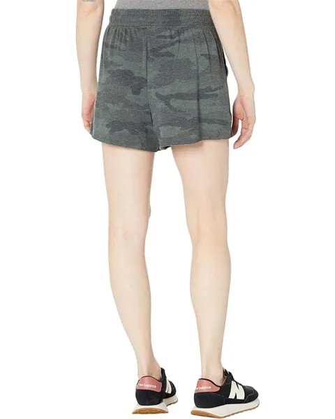 Шорты Splendid Ari Camo Super Soft Shorts, цвет Olive Branch