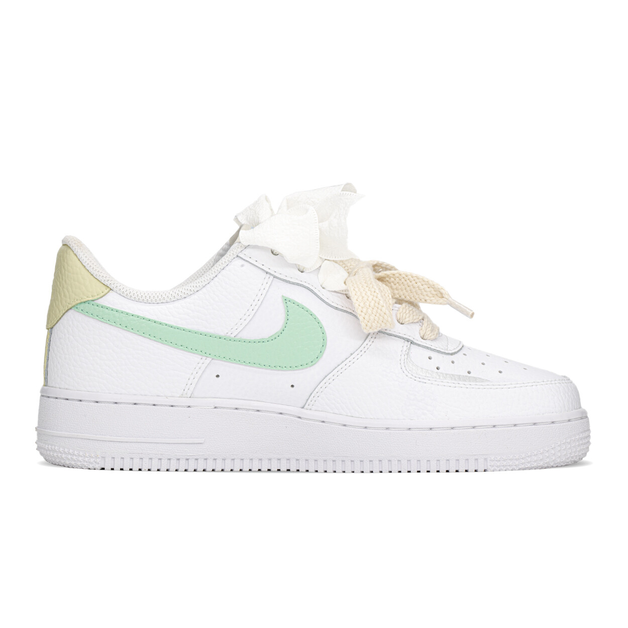 Кроссовки Nike Air Force 1 Skateboarding Shoes Women's Low-top White/green, зеленый