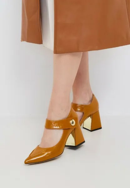 Туфли на высоком каблуке Cesare Gaspari, цвет orange