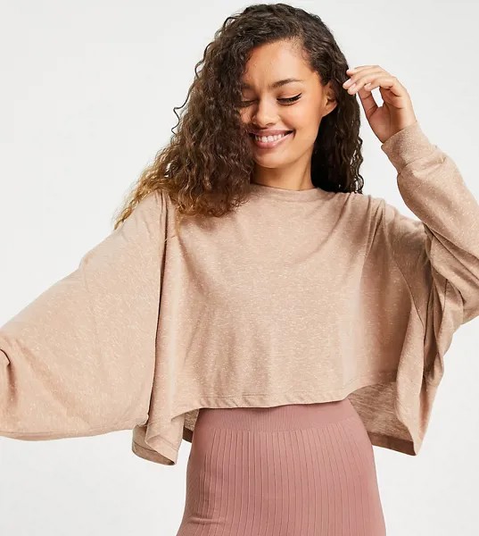 Лонгслив для занятий йогой с открытой спиной ASOS 4505 Petite-Светло-бежевый цвет