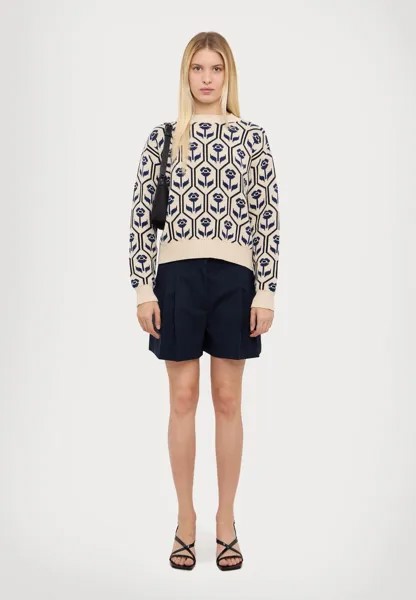 Вязаный свитер ODEON WEEKEND MaxMara, белый