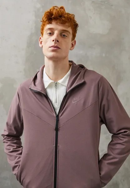 Спортивная куртка M TECH FZ LGHTTWHT Nike, сливовое затмение