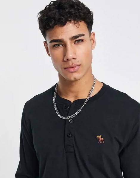 Черный лонгслив хенли с логотипом Abercrombie & Fitch