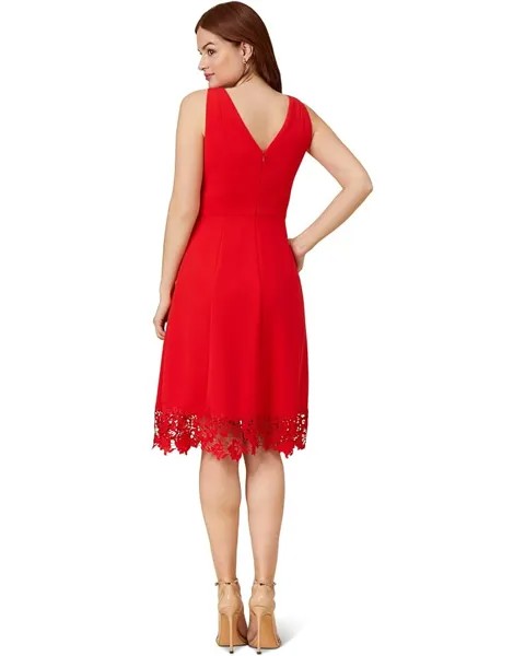 Платье Adrianna Papell Sleeveless Stretch Knit Crepe Tie Front Dress with Lace Hem, цвет Cherry Bliss