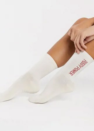 Белые носки с надписью 