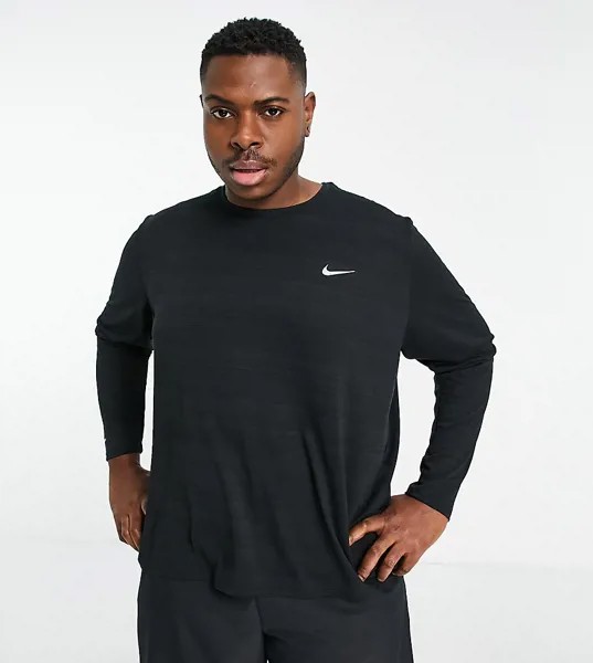 Черный лонгслив Nike Running Plus-Черный цвет
