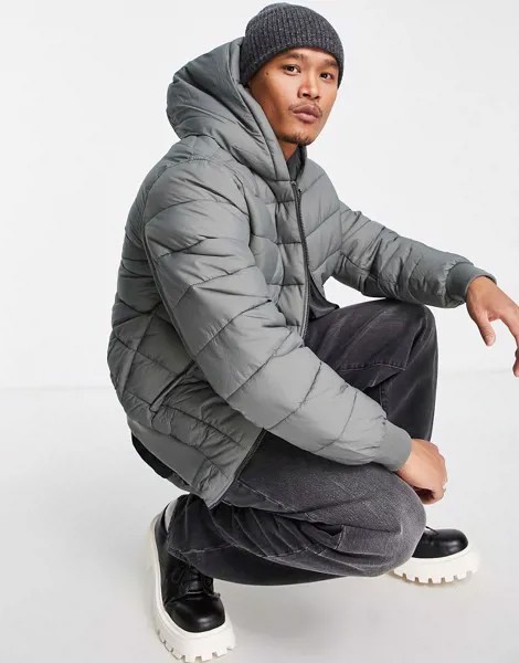 Серый стеганый бомбер с капюшоном ASOS DESIGN-Зеленый цвет