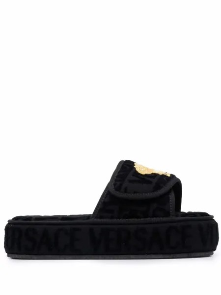 Versace шлепанцы с тисненым логотипом, черный