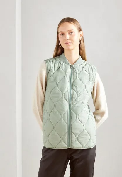 Жилет GILET Marks & Spencer, цвет green