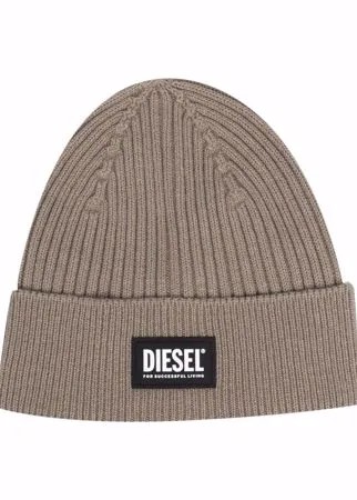 Diesel шапка бини в рубчик с нашивкой-логотипом