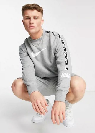Серый свитшот с круглым вырезом и тесьмой Nike Repeat Pack