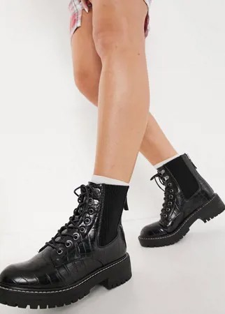 Черные ботинки с эффектом крокодиловой кожи на плоской массивной подошве и со шнуровкой New Look-Черный цвет