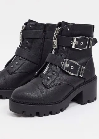 Черные байкерские ботинки на молнии с декоративной металлической отделкой River Island-Черный цвет