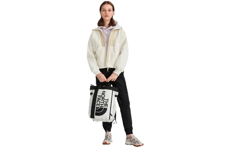 THE NORTH FACE Женская куртка, цвет White