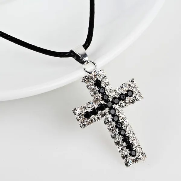 Винтаж Роскошные ювелирные изделия Хрусталь Горный хрусталь Infinity Cross Ожерелье Кулон Ювелирные изделия Подарок