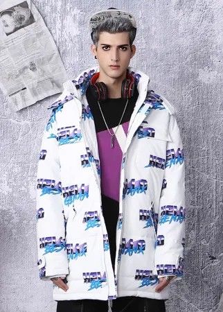 Для мужчины Утепленная куртка с мультипликационным и текстовым принтом с разрезом сзади с капюшоном