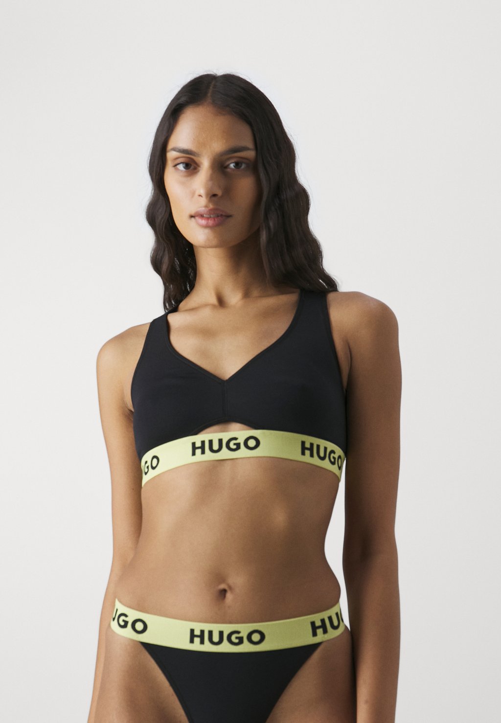 Бюстье BRALETTE CASUAL HUGO, черный