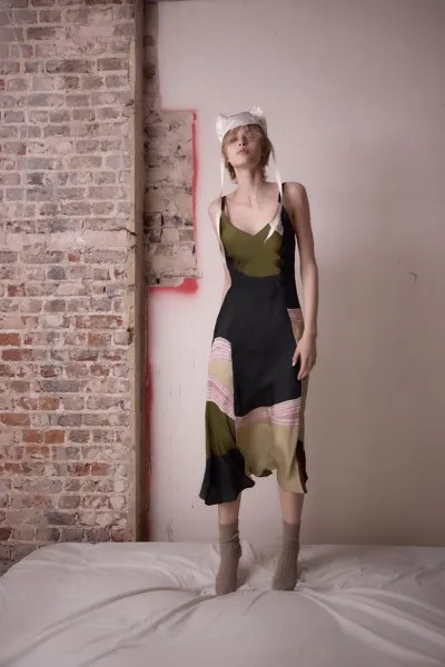 Платье с контрастным принтом ZARA, цвет only one