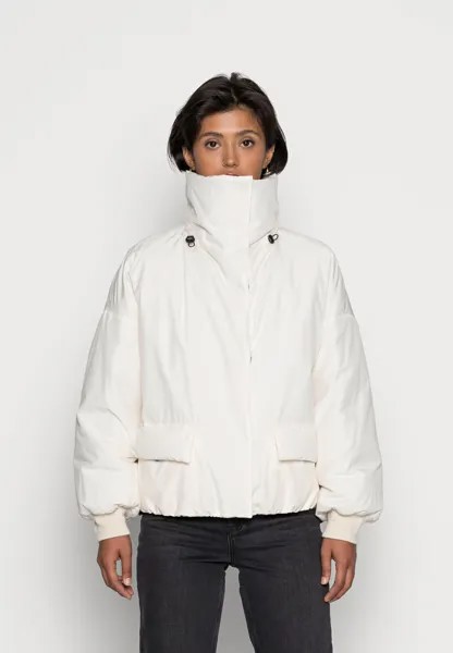 Пуховик Levi's