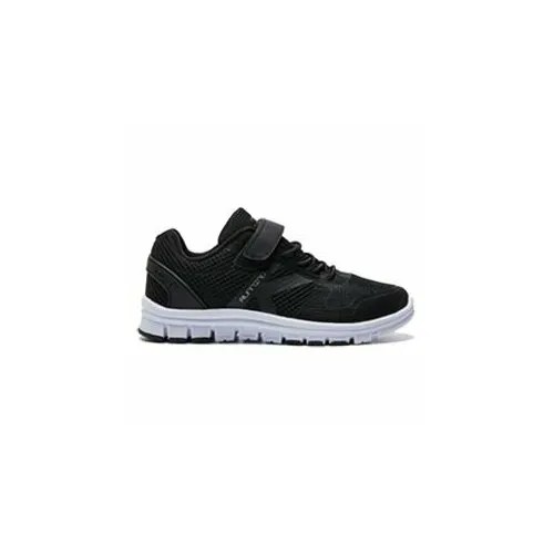 Кроссовки Kelme, размер 27 EUR/ 10.5C USA, черный