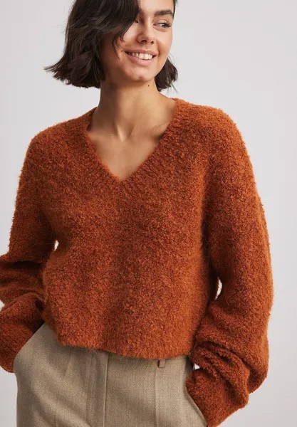Вязаный свитер CROP-STRICKPULLOVER MIT V-AUSSCHNITT NA-KD, цвет rust
