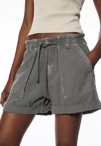 Шорты RUSTIC, BERMUDA PULL&BEAR, серый