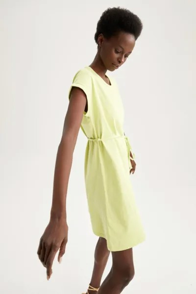 Базовое летнее мини-платье из 100% хлопка с короткими рукавами и кружевной талией DeFacto, зеленый