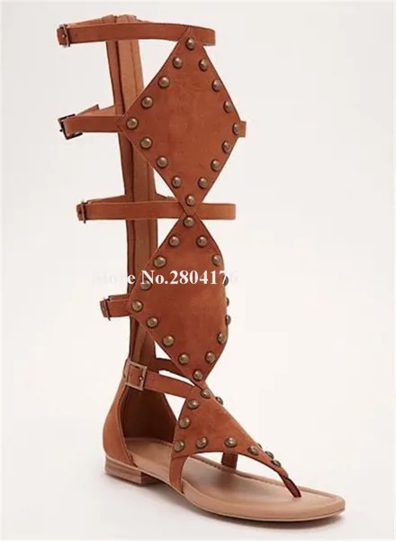 Женские сапоги-гладиаторы на плоской подошве, коричневые сапоги с заклепками на ремешке, пляжная обувь, в западном стиле