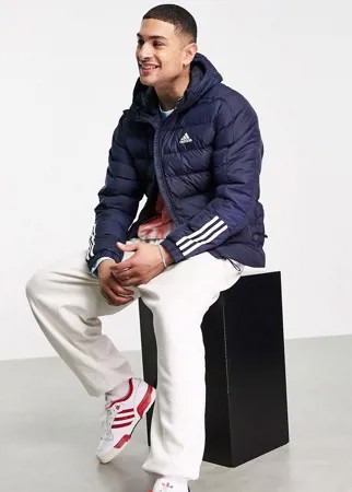 Темно-синий пуховик с капюшоном и тремя полосками adidas Outdoor Primegreen