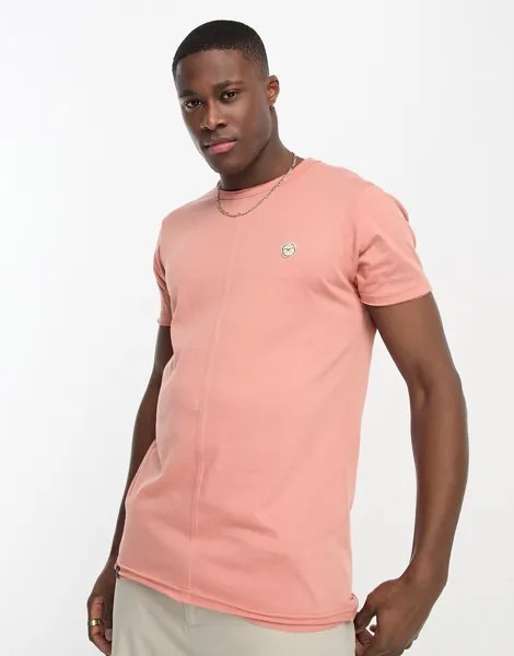 Розовая футболка свободного кроя с разрезными швами Le Breve