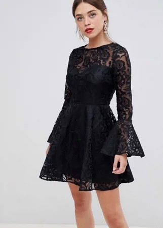 Кружевное короткое приталенное платье с длинными рукавами Frock & Frill-Черный
