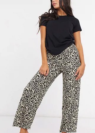 Пижамные брюки с леопардовым принтом от комплекта ASOS DESIGN Petite-Мульти