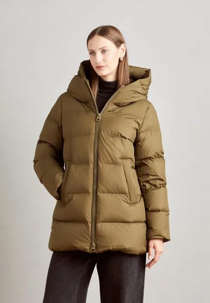 Пуховое пальто JACKET MIDDLE LENGTH FIXED HOOD WELT POCKETS Marc O'Polo, цвет forest floor